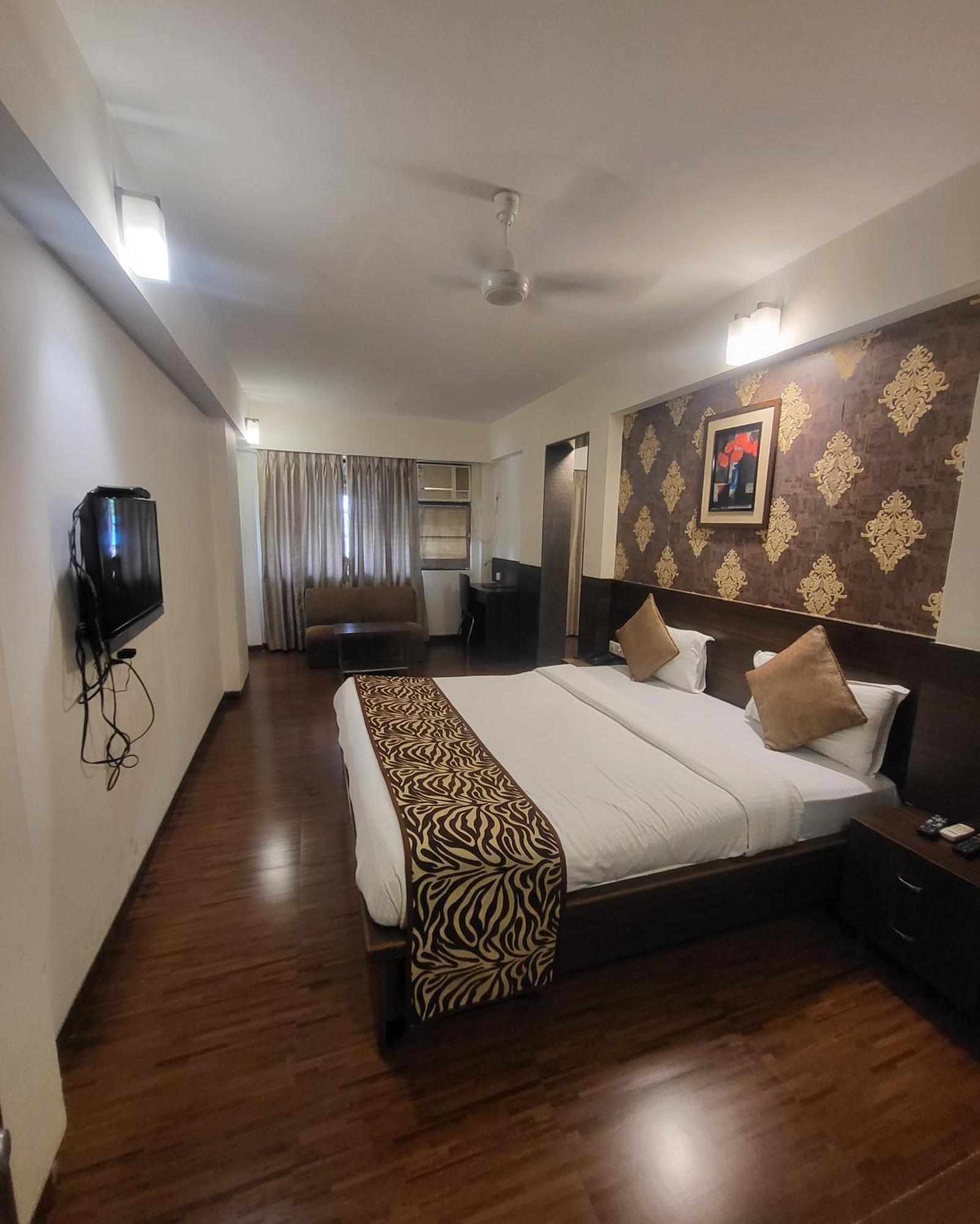מומביי Hotel Maharana Inn Chembur מראה חיצוני תמונה