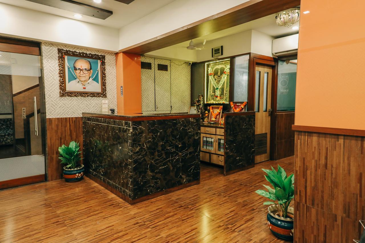 מומביי Hotel Maharana Inn Chembur מראה חיצוני תמונה
